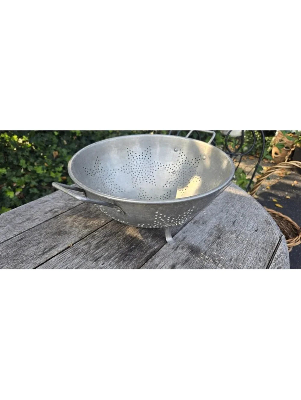 Antique Tin 7 Star Colander 2 Handles Farmhouse 3 Legs 11W”X5